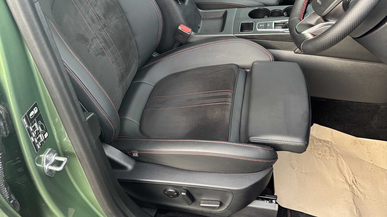 Used Ford Kuga 2025 for sale - 76540873: Photo 11