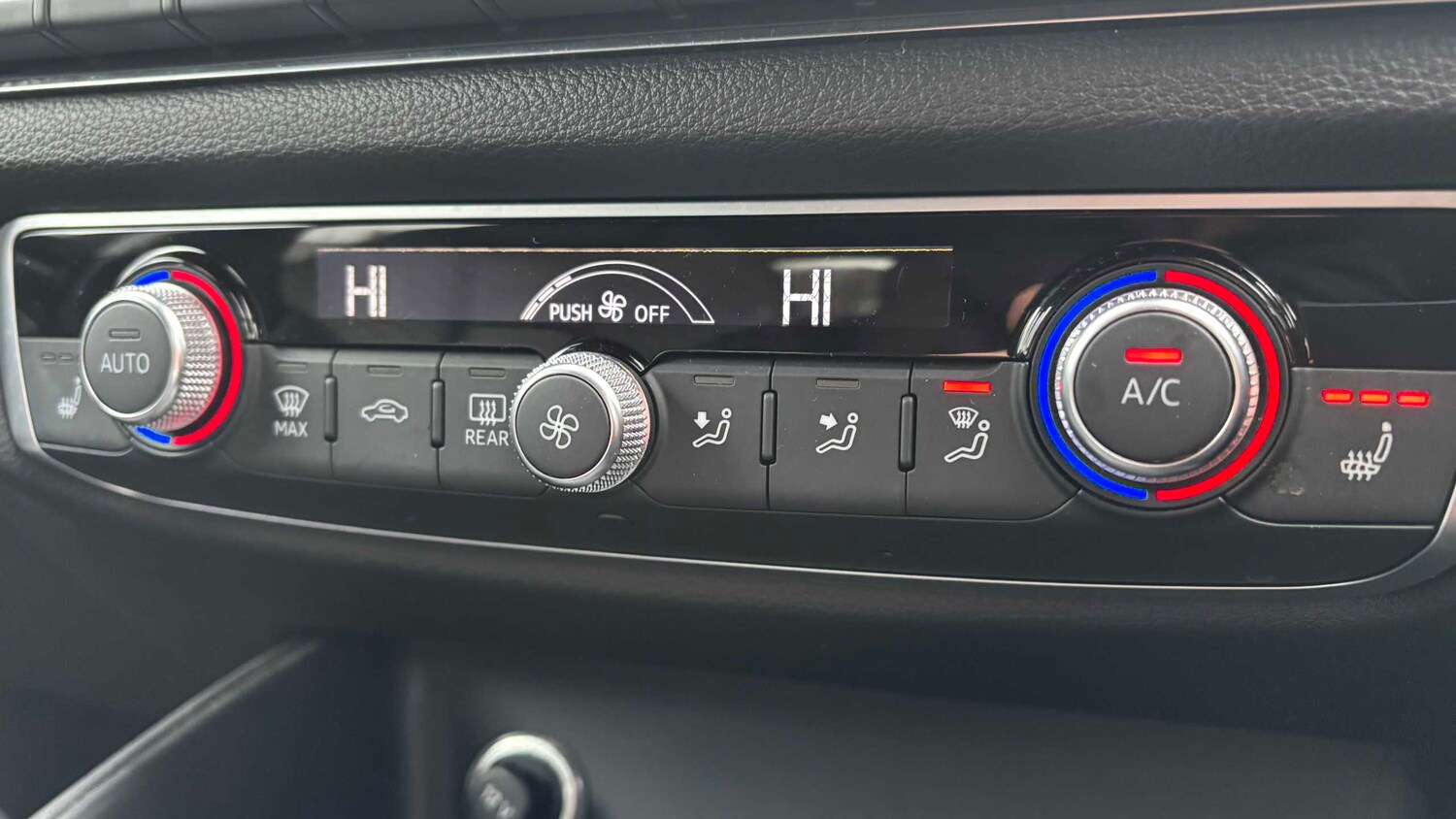 Used Audi RS3 2018 for sale - 77894326: Photo 17