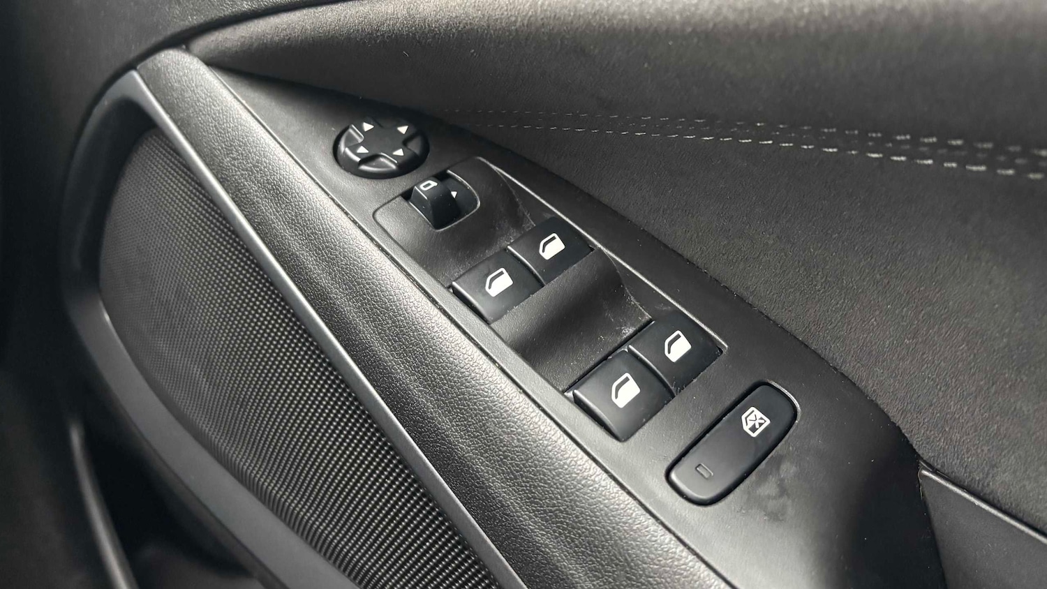 Used Vauxhall Crossland 2022 for sale - 77429086: Photo 14