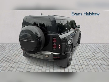 Used Land Rover Defender 2023 for sale - 79568254: Photo