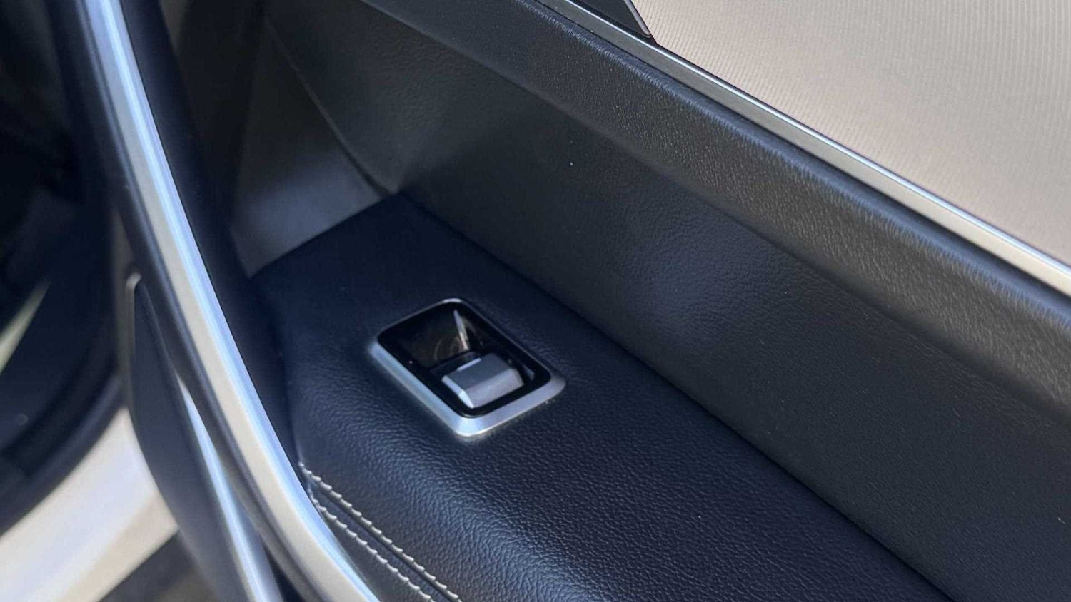 Used Jaguar F-Pace 2024 for sale - 76063495: Photo 19