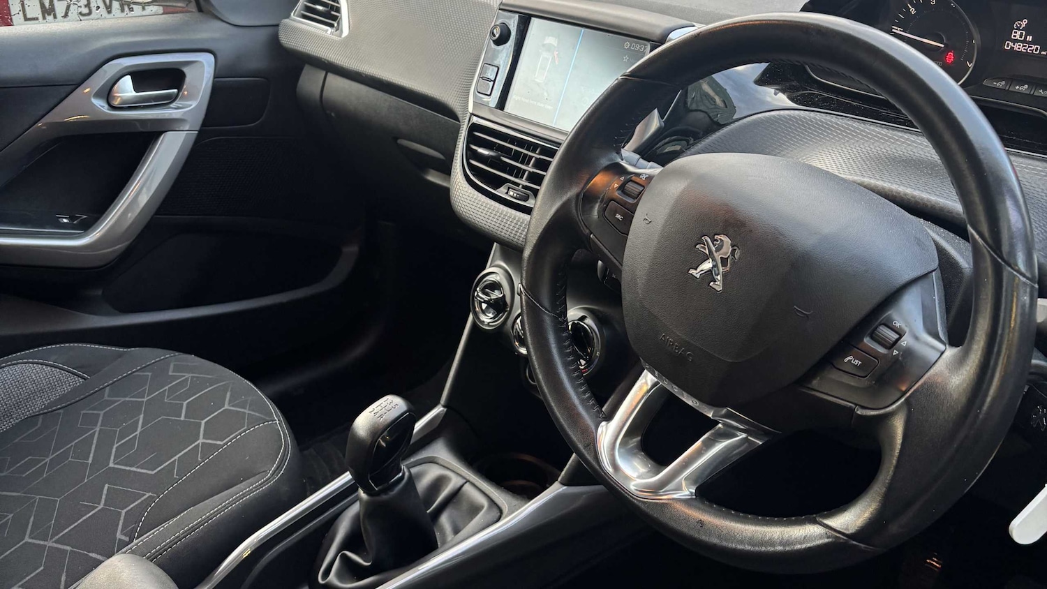 Used Peugeot 2008 2018 for sale - 76746191: Photo 5
