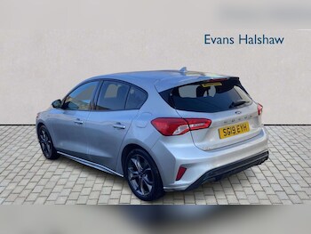 Used Ford Focus 2019 for sale - 78010248: Photo