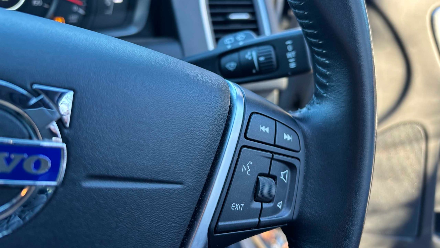 Used Volvo XC60 2016 for sale - 76978880: Photo 15