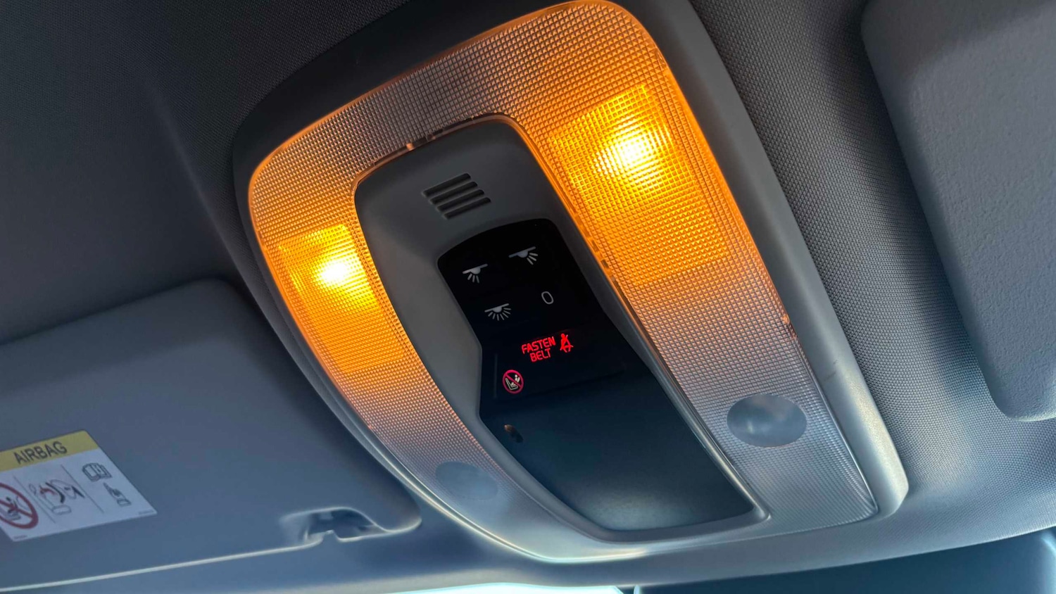 Used Volvo XC60 2016 for sale - 76978880: Photo 16