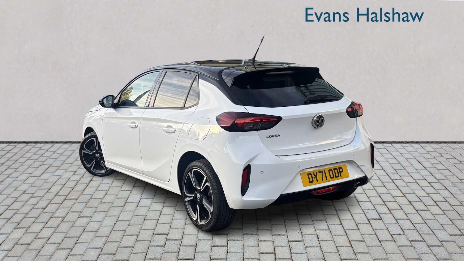 Used Vauxhall Corsa 2022 for sale - 76447588: Photo 2