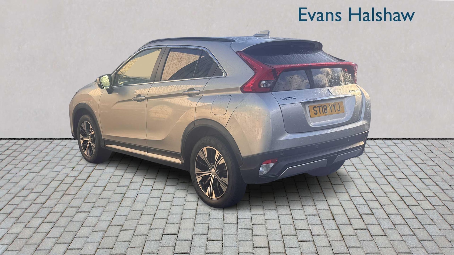 Used Mitsubishi Eclipse Cross 2018 for sale - 77068582: Photo 3