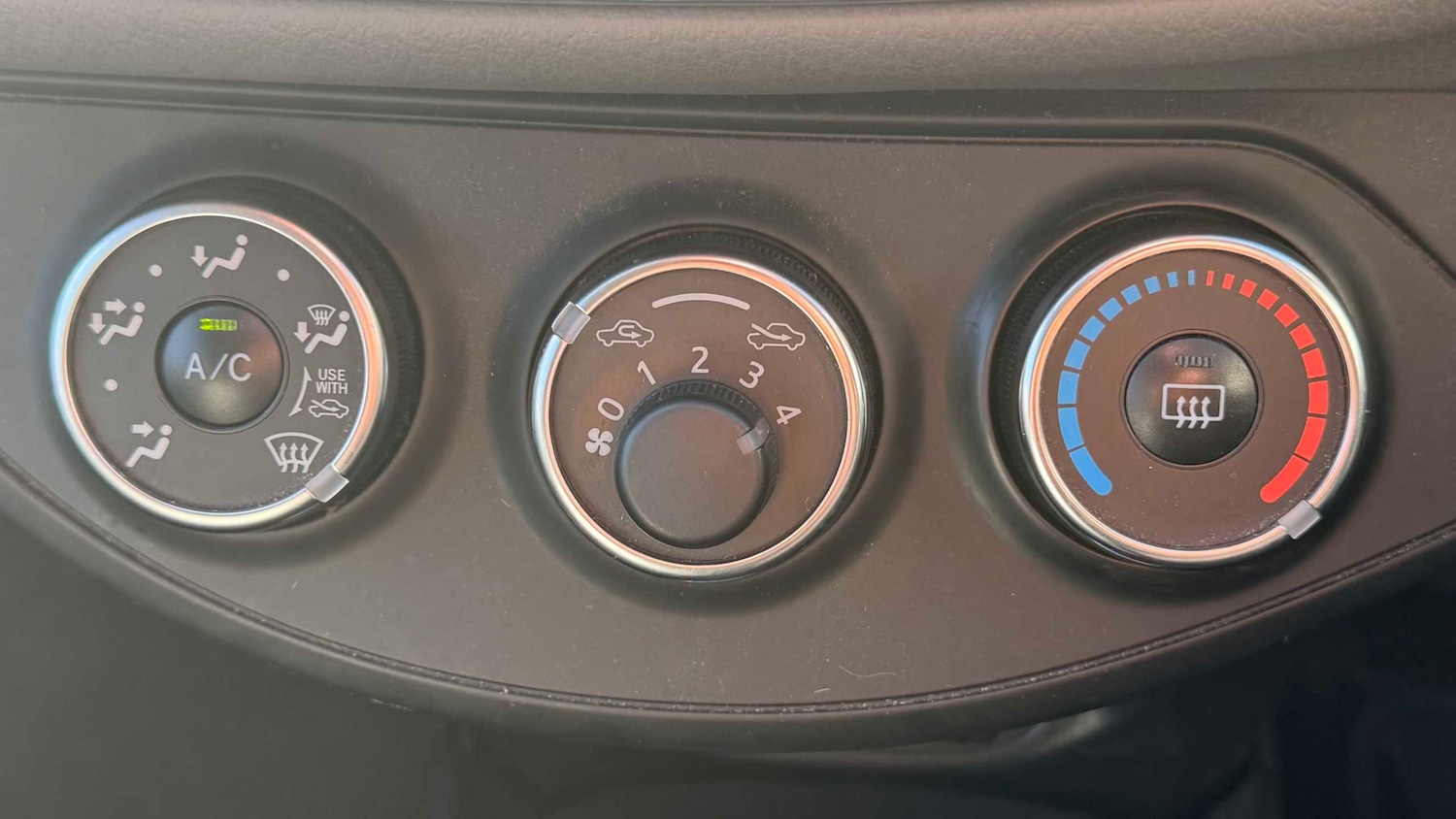 Used Toyota Yaris 2019 for sale - 77333991: Photo 13