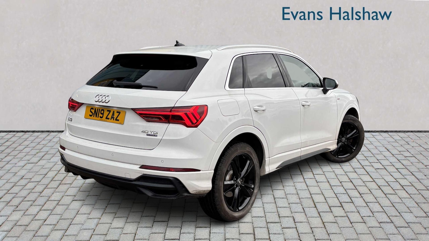 Used Audi Q3 2019 for sale - 76827633: Photo 3