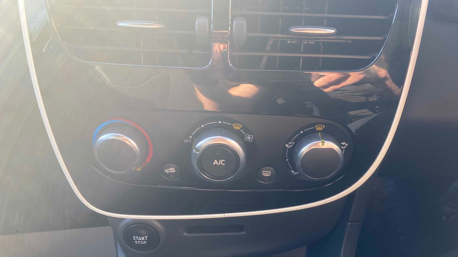 Used Renault Clio 2016 for sale - 77661294: Photo 14