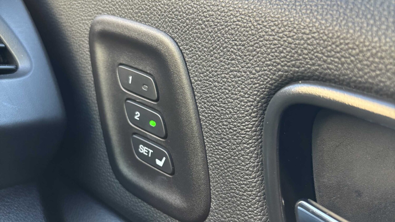 Used Honda CR-V 2017 for sale - 76411265: Photo 19