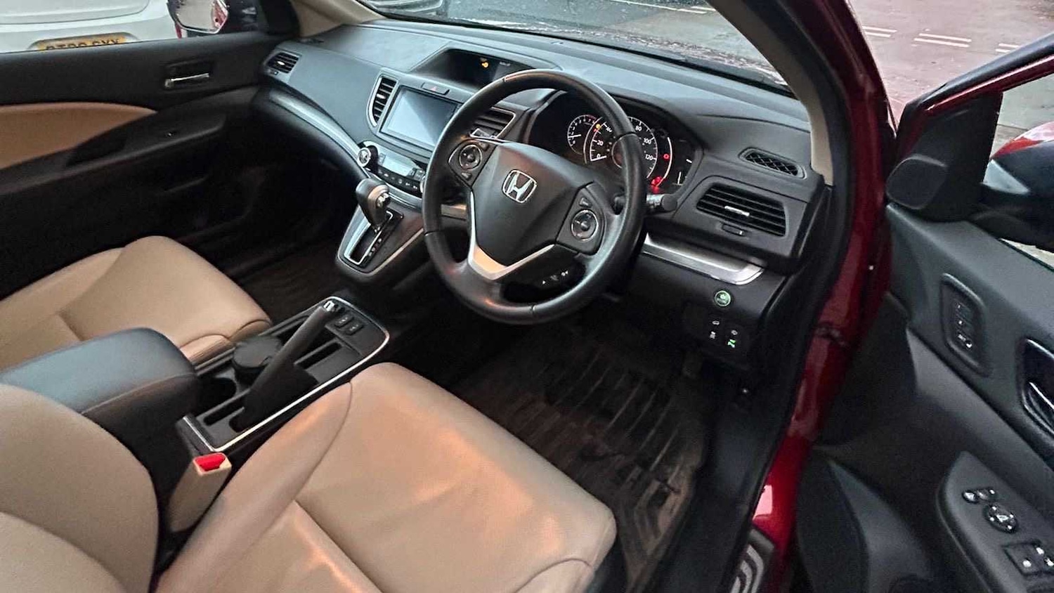 Used Honda CR-V 2017 for sale - 76411265: Photo 5