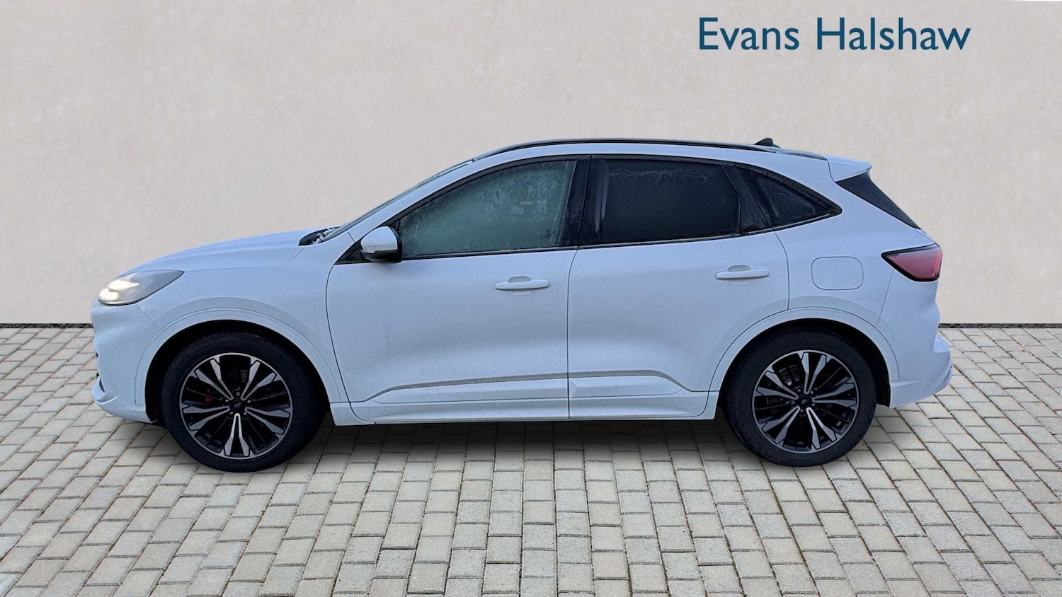 Used Ford Kuga 2021 for sale - 77103111: Photo 4