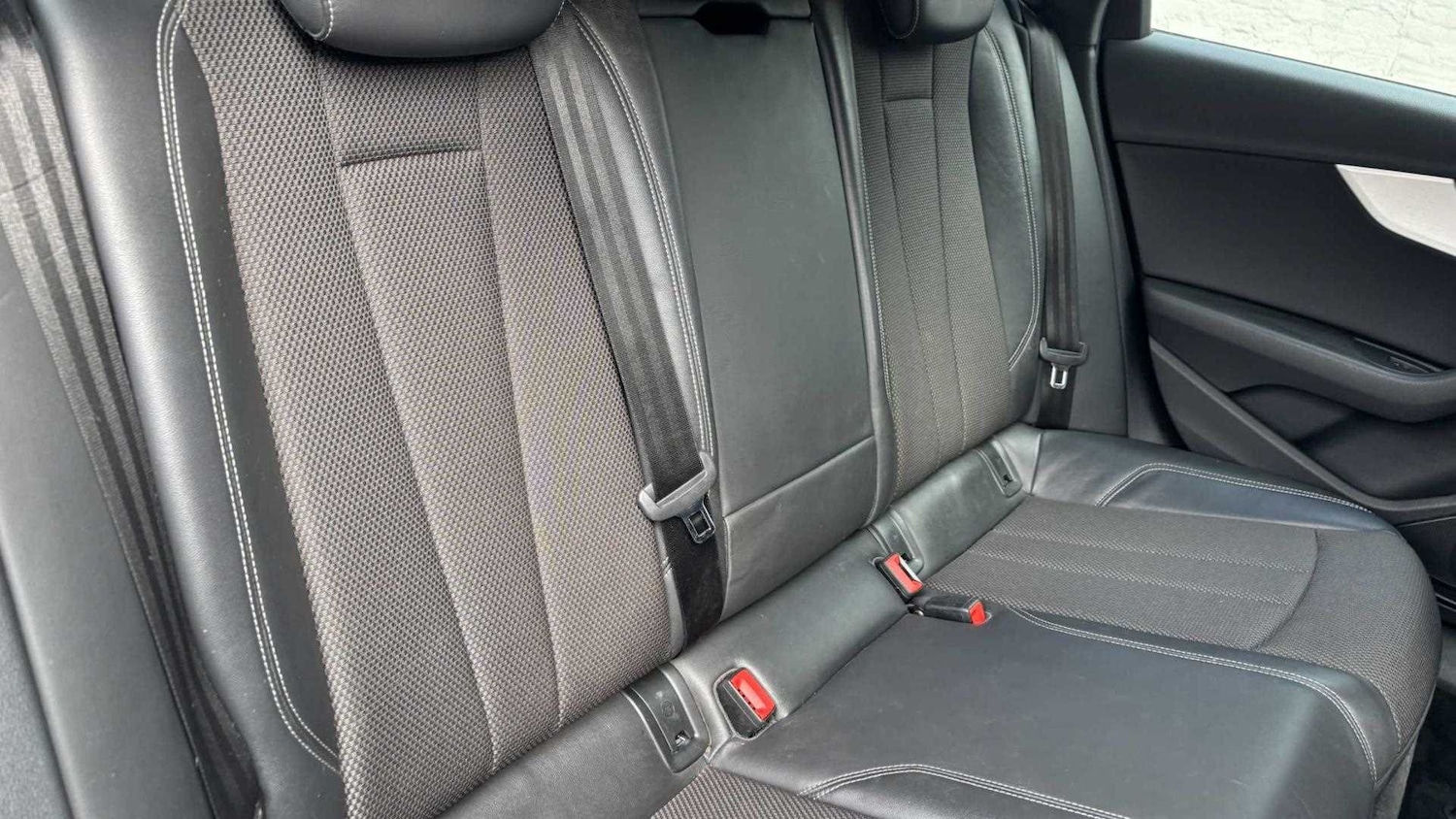 Used Audi A4 2016 for sale - 76435819: Photo 14