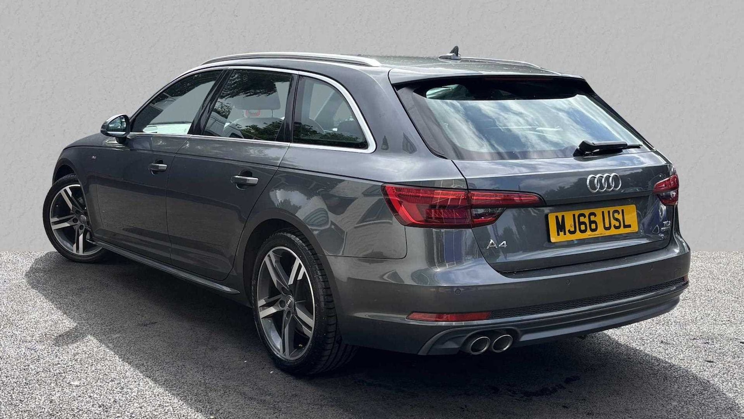 Used Audi A4 2016 for sale - 76435819: Photo 2