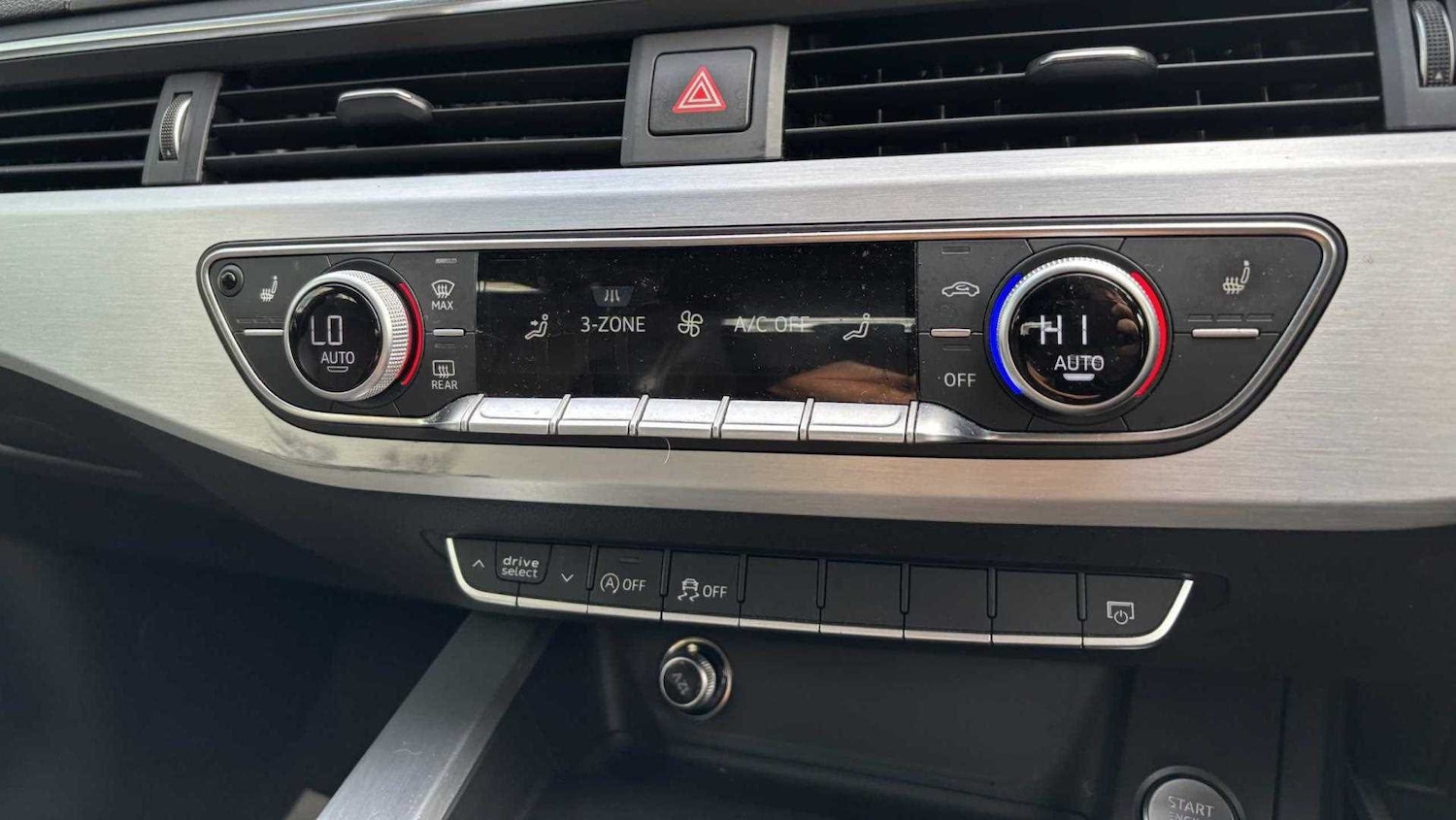 Used Audi A4 2016 for sale - 76435819: Photo 22