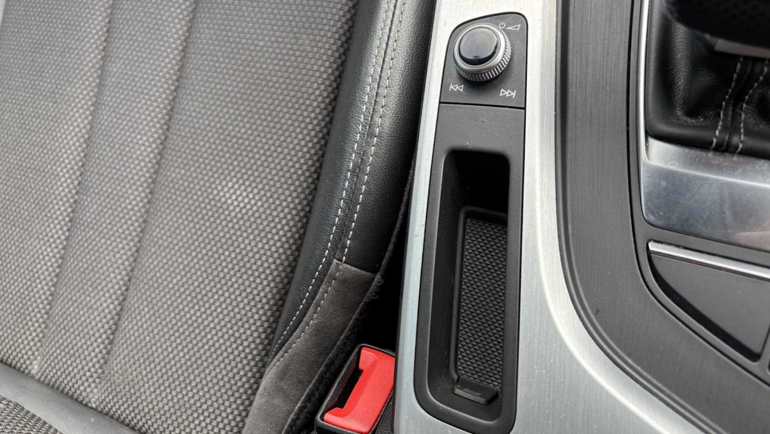 Used Audi A4 2016 for sale - 76435819: Photo 26