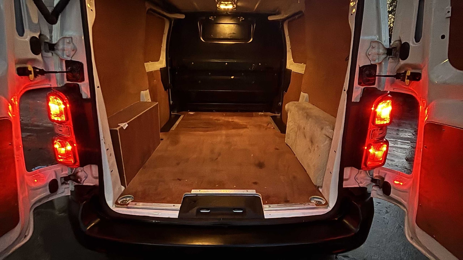 Used Vauxhall Vivaro 2020 for sale - 76636609: Photo 10