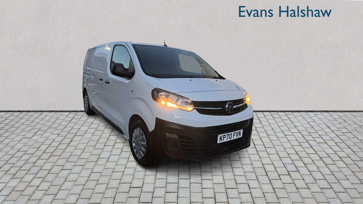 Used Vauxhall Vivaro 2020 for sale - 76636609: Photo 2