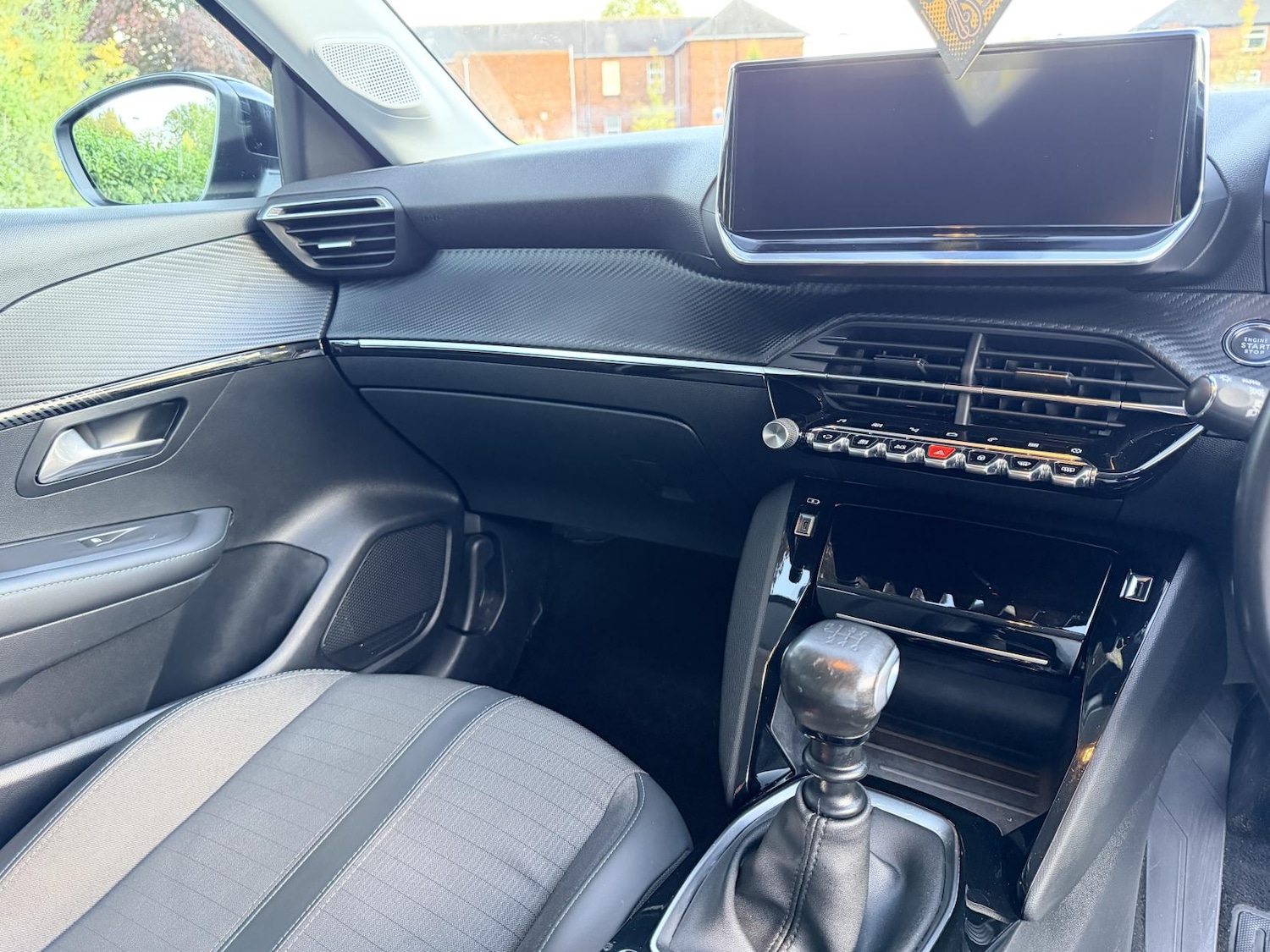 Used Peugeot 208 2020 for sale - 75732137: Photo 24