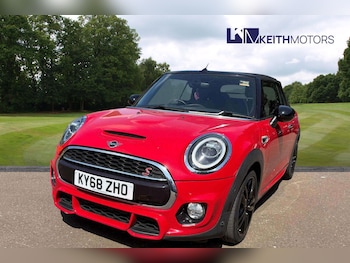 Used MINI Convertible 2018 for sale - 78795836: Photo