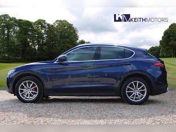 Used Alfa Romeo Stelvio 2018 for sale - 79414087: Photo