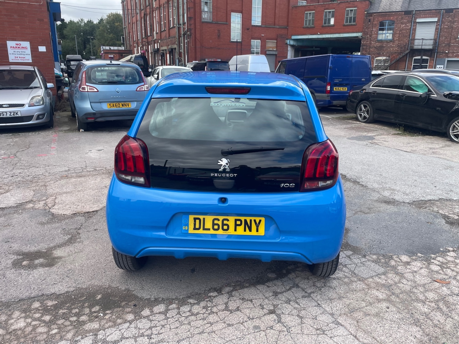 Used Peugeot 108 2016 for sale - 76316560: Photo 11