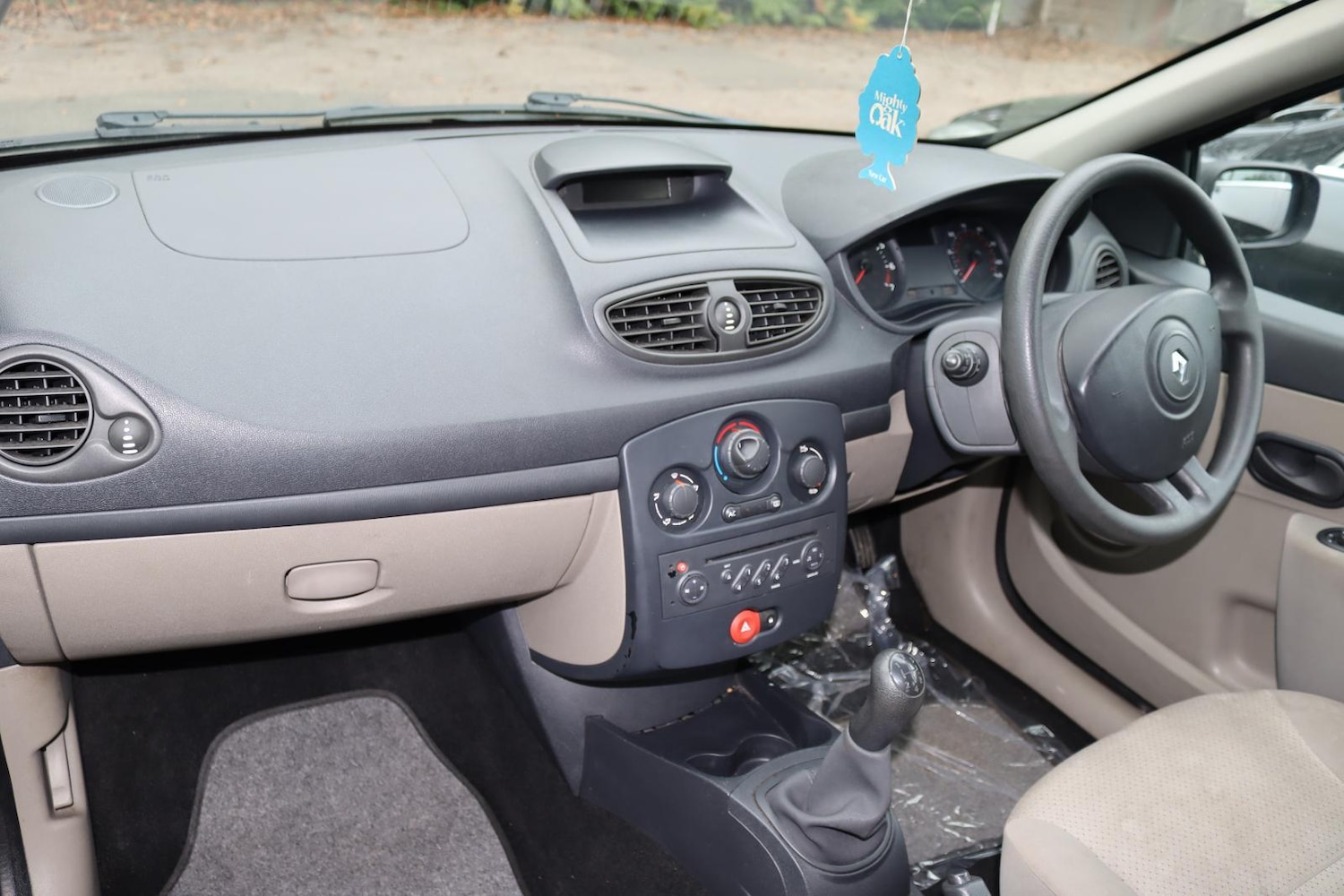 Used Renault Clio 2007 for sale - 76948747: Photo 11