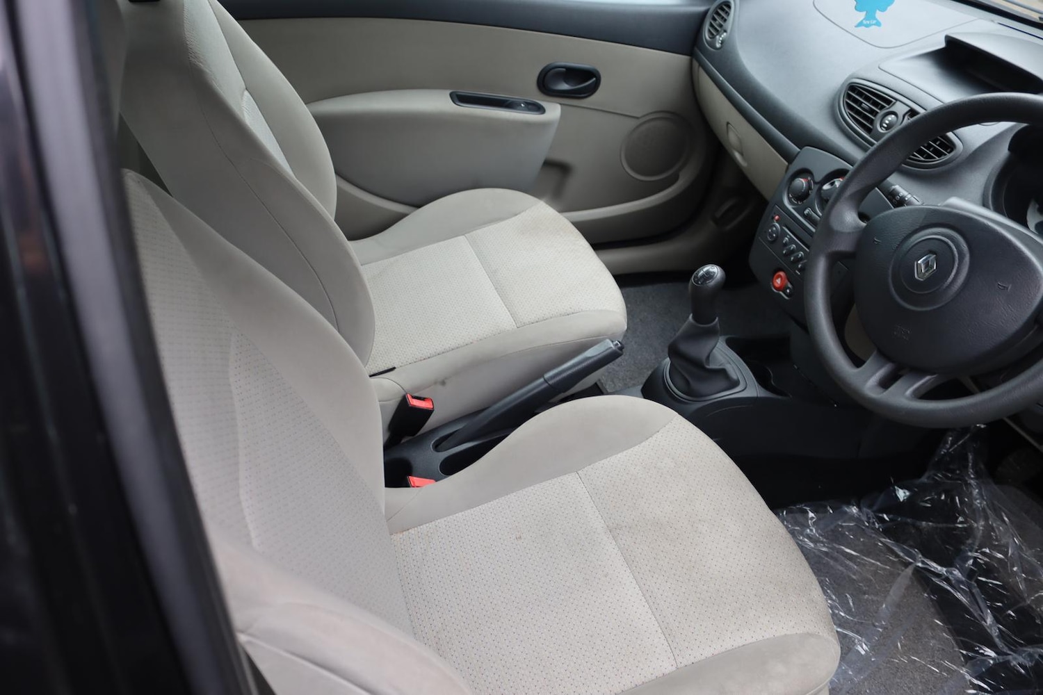 Used Renault Clio 2007 for sale - 76948747: Photo 12