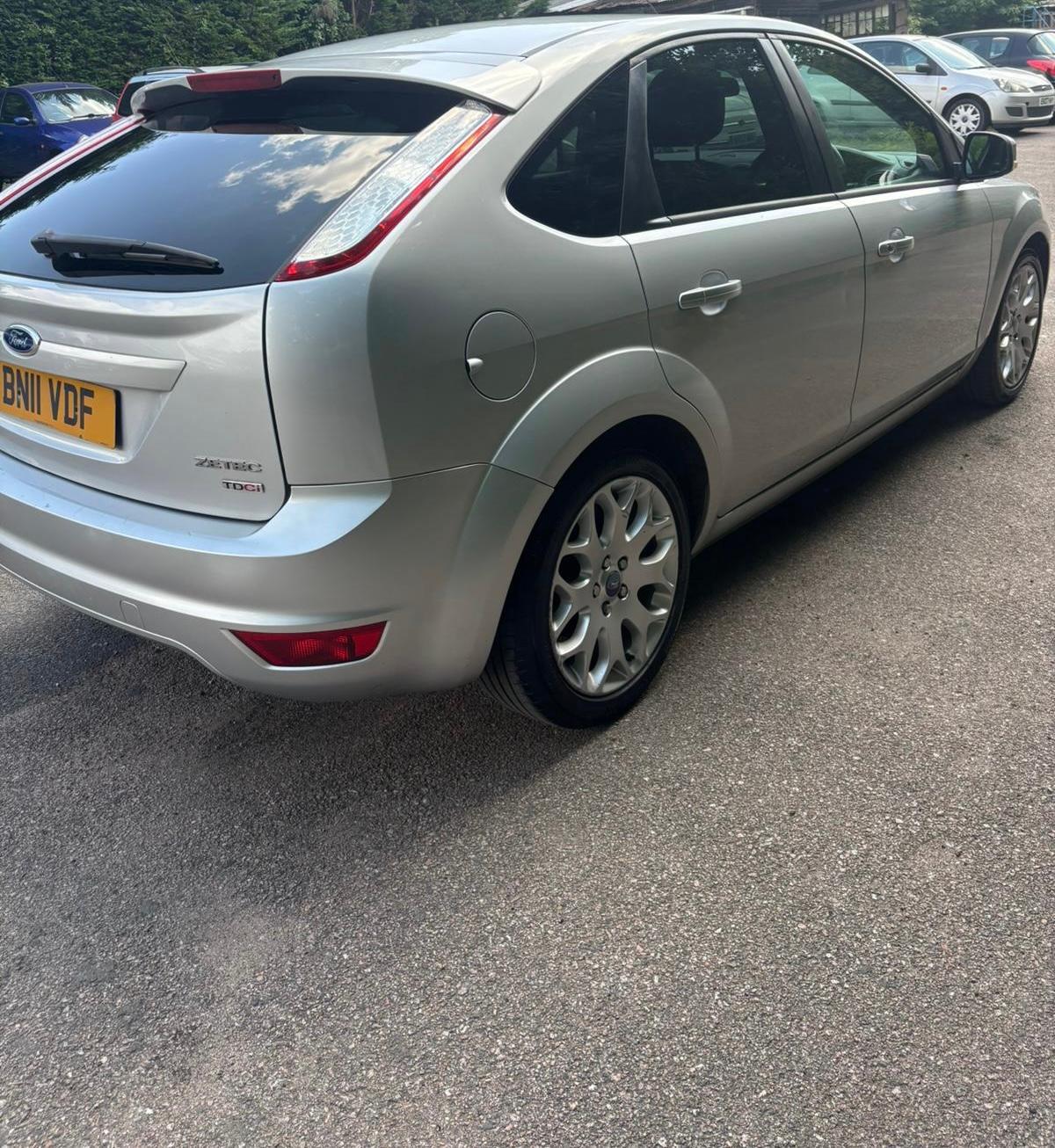 Used Ford Focus 2011 for sale - 76948755: Photo 5