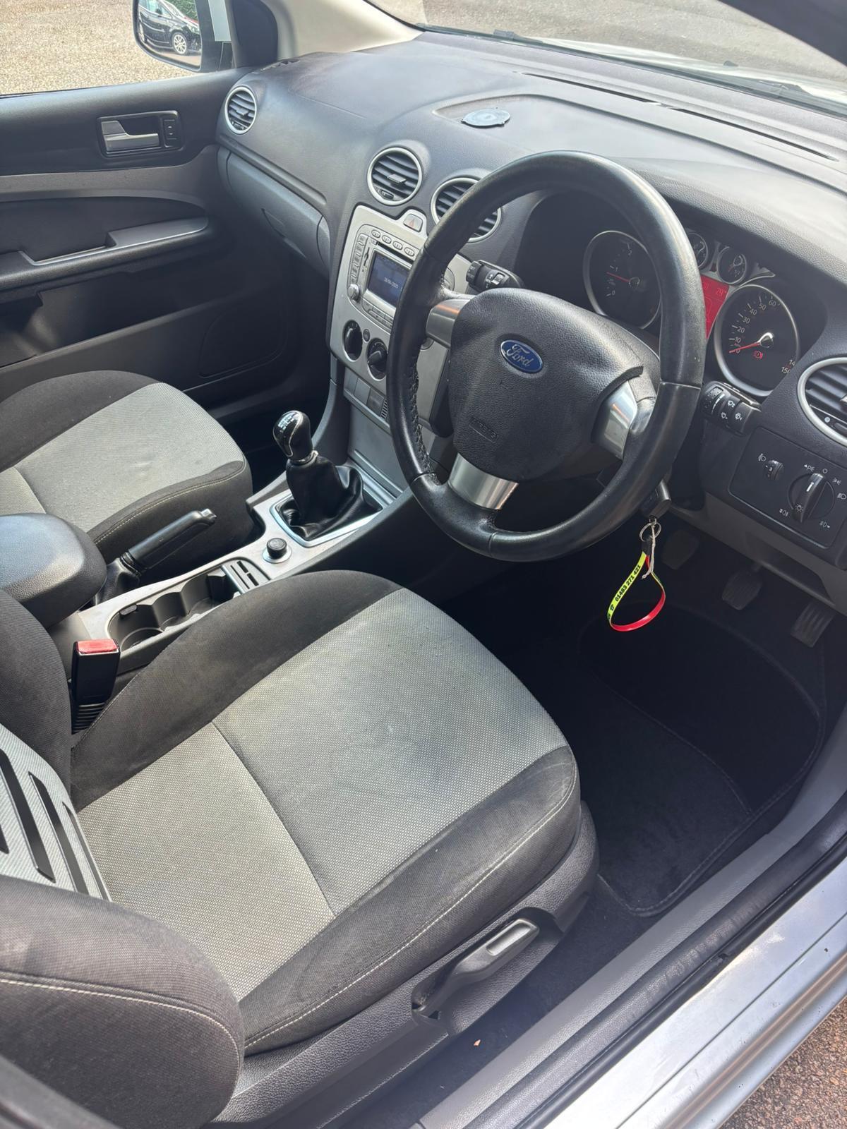 Used Ford Focus 2011 for sale - 76948755: Photo 7