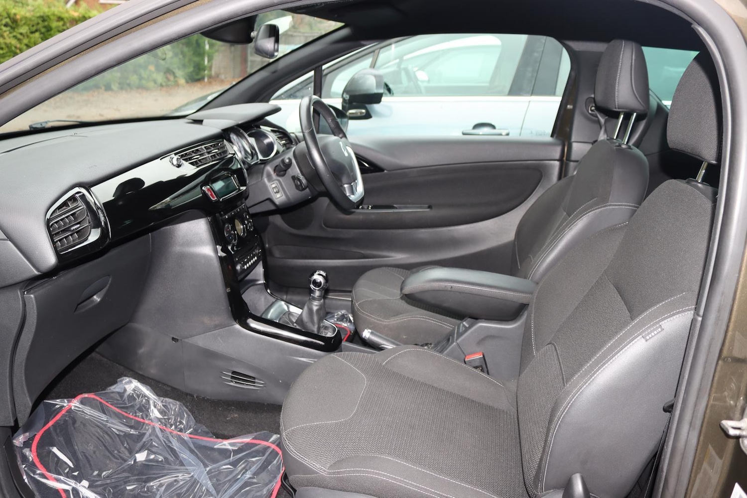 Used Citroen DS3 2013 for sale - 76948748: Photo 11