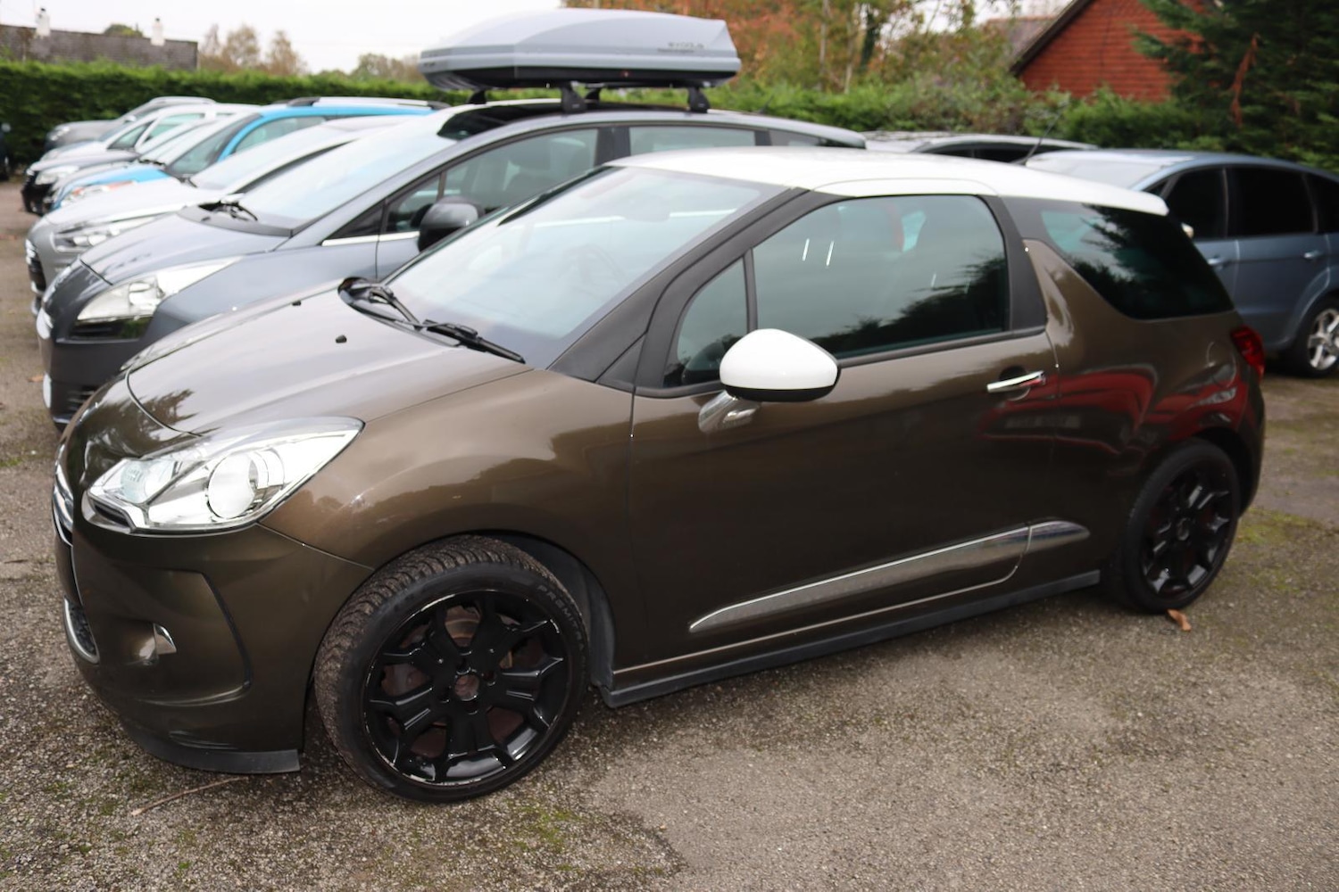 Used Citroen DS3 2013 for sale - 76948748: Photo 2