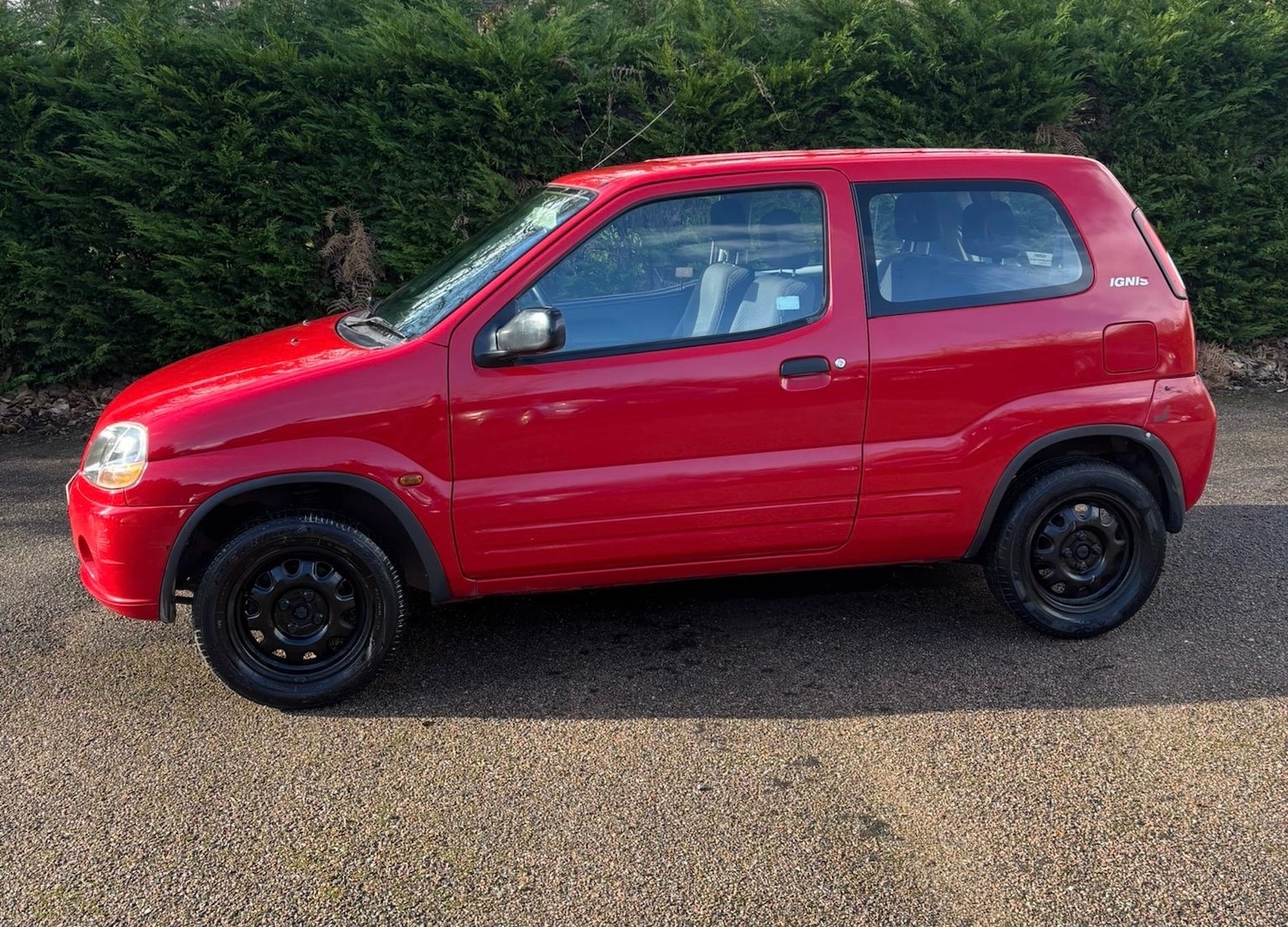 Used Suzuki Ignis 2004 for sale - 77573672: Photo 2