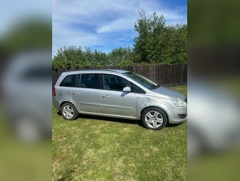 Used Vauxhall Zafira 2009 for sale - 78568932: Photo