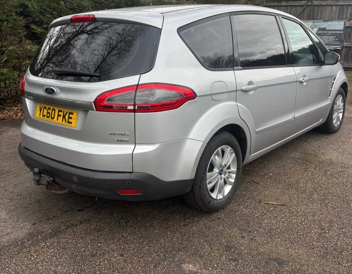 Used Ford S-Max 2010 for sale - 77822633: Photo 6