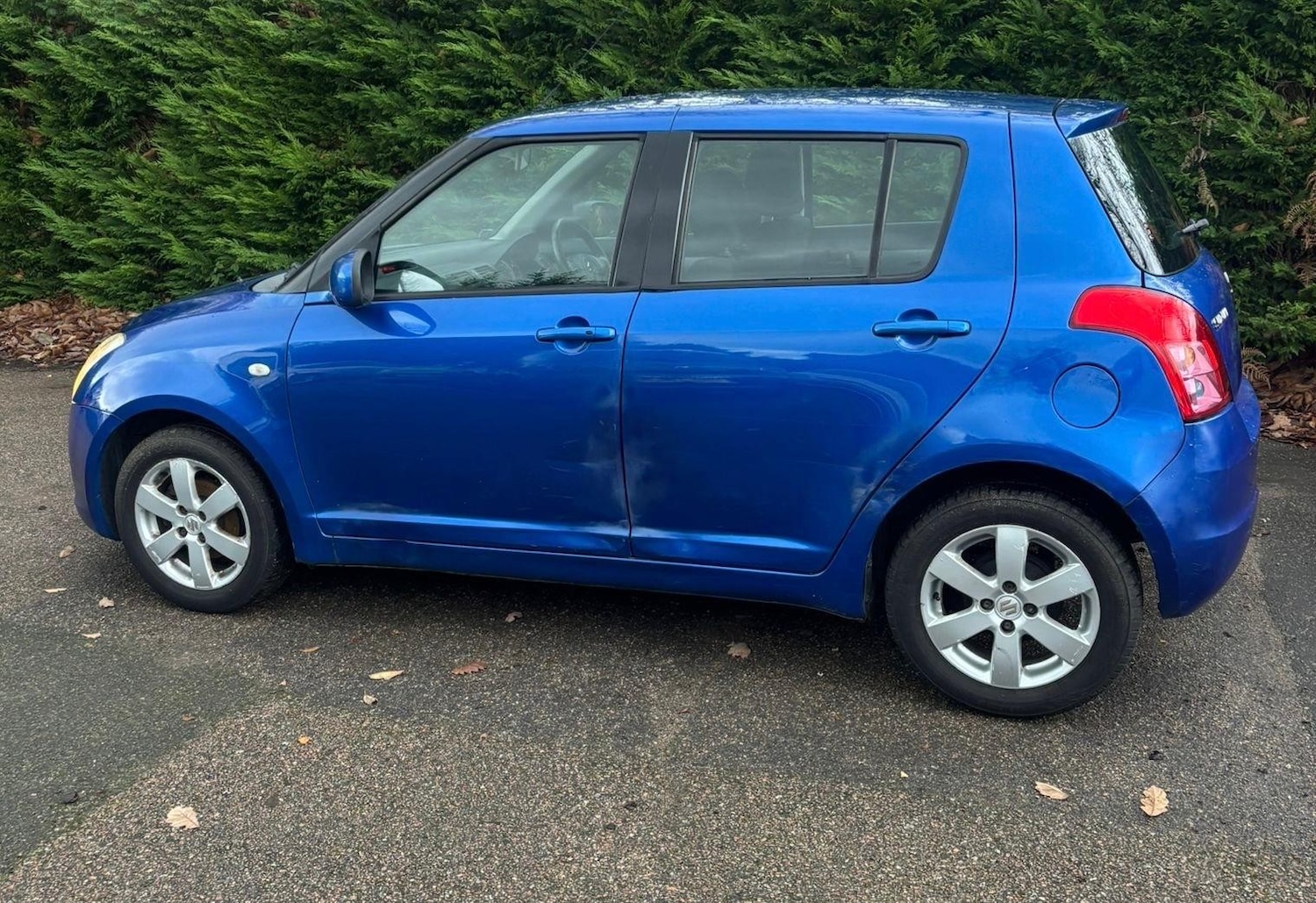 Used Suzuki Swift 2008 for sale - 76948765: Photo 2