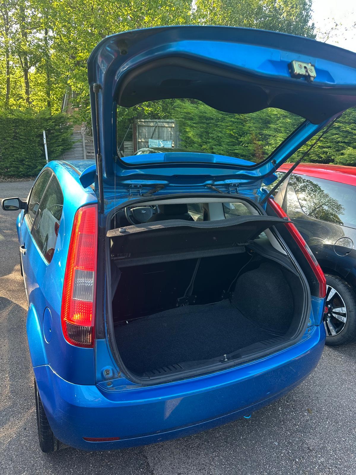 Used Ford Fiesta 2005 for sale - 76948750: Photo 6