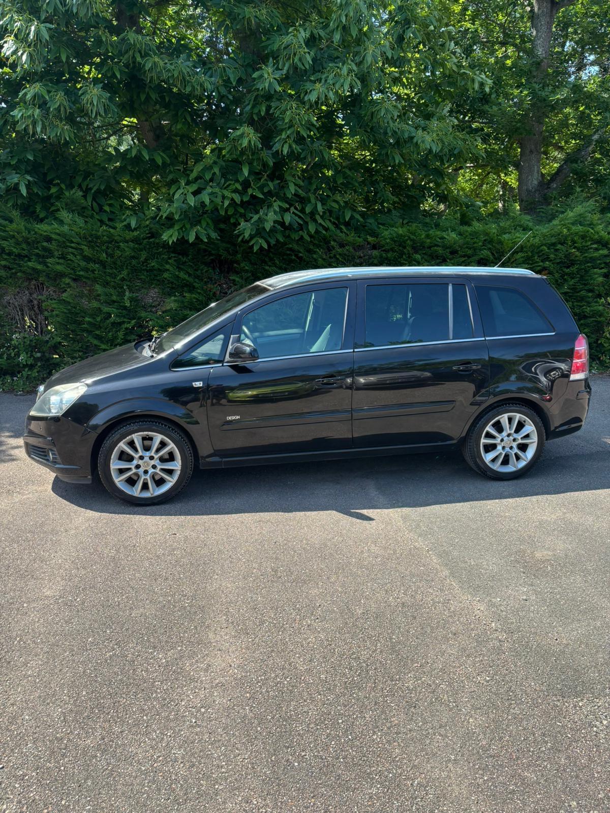 Used Vauxhall Zafira 2007 for sale - 76948754: Photo 2