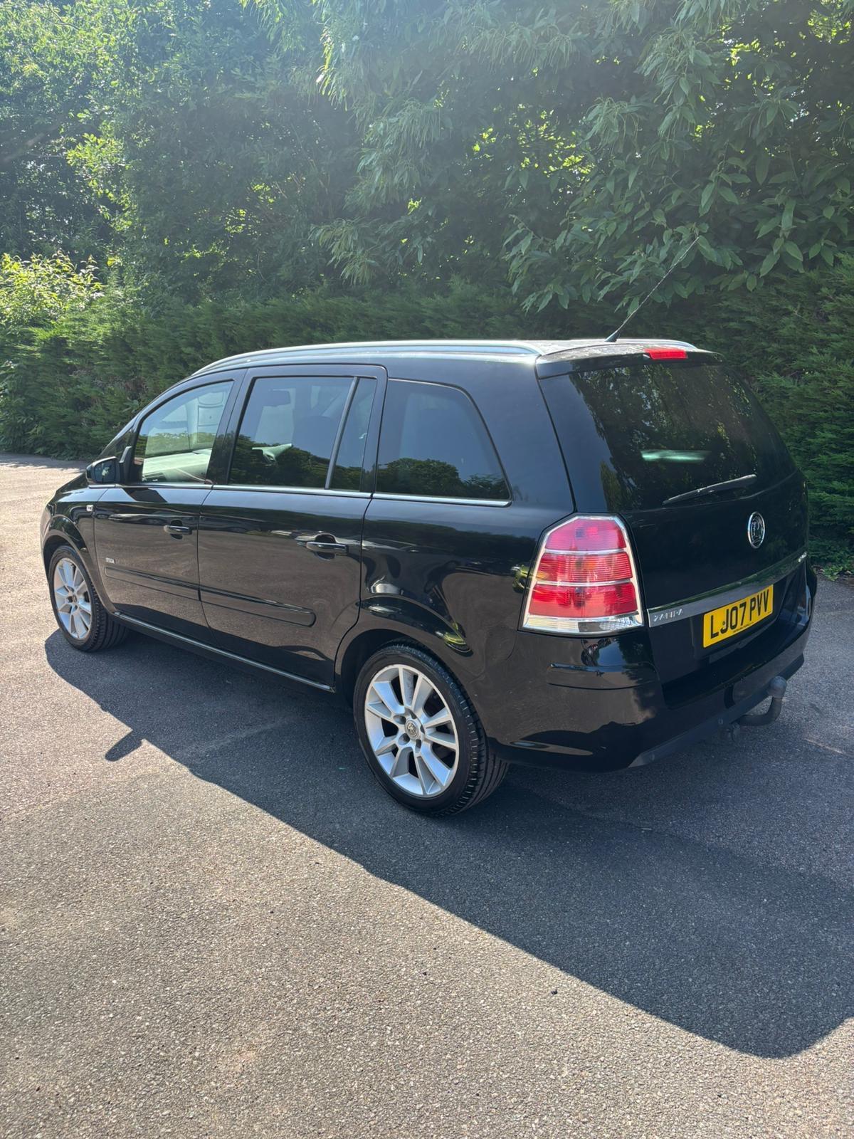 Used Vauxhall Zafira 2007 for sale - 76948754: Photo 3