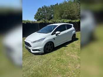 Used Ford Fiesta 2017 for sale - 78997974: Photo