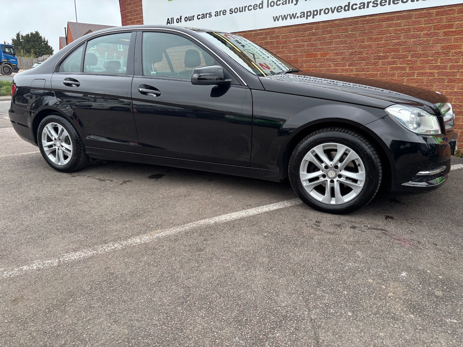 Used Mercedes-Benz C Class 2014 for sale - 77998755: Photo 10