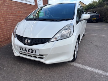 Used Honda Jazz 2014 for sale - 77967976: Photo