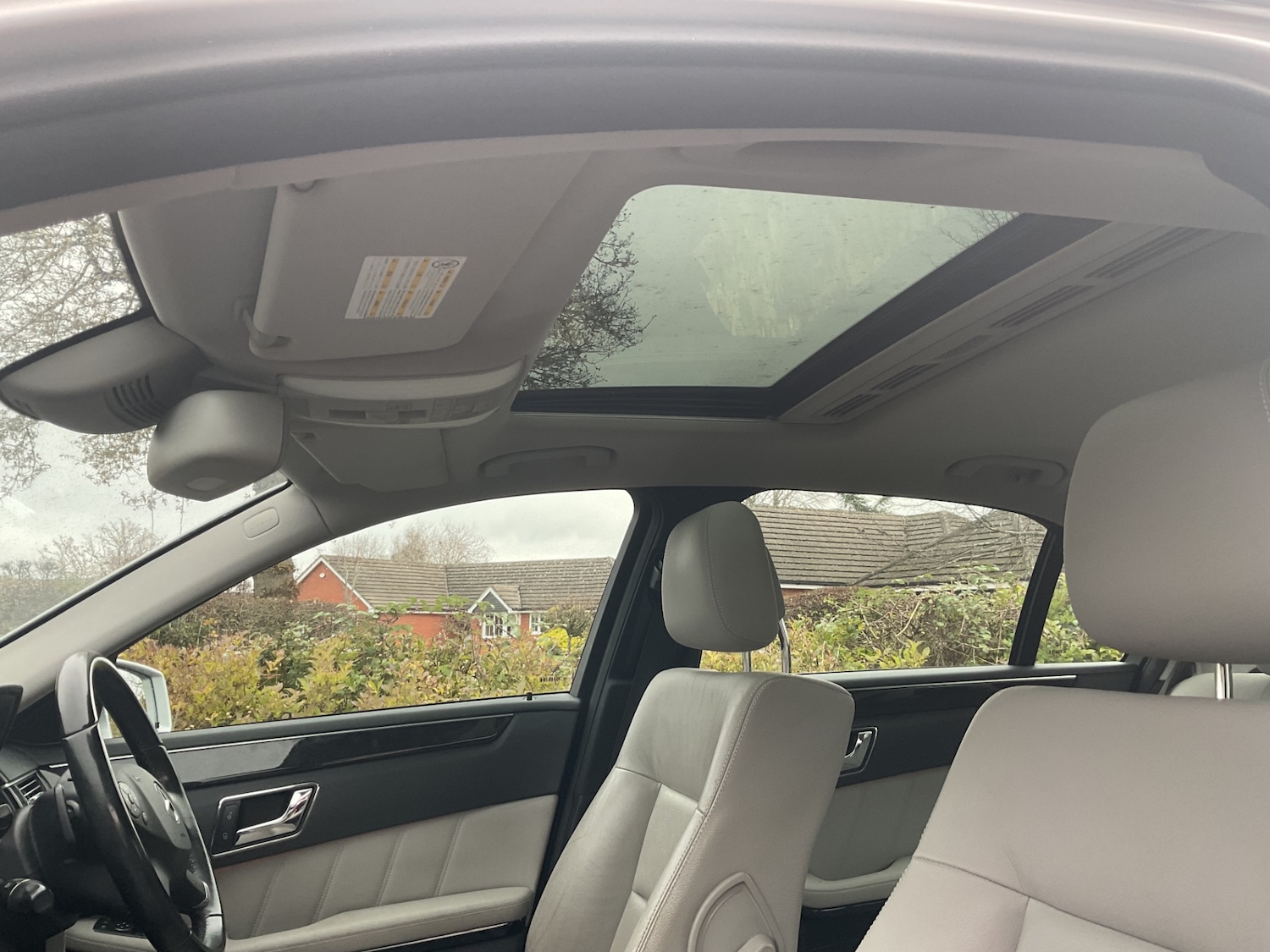 Used Mercedes-Benz E Class 2009 for sale - 76616675: Photo 14