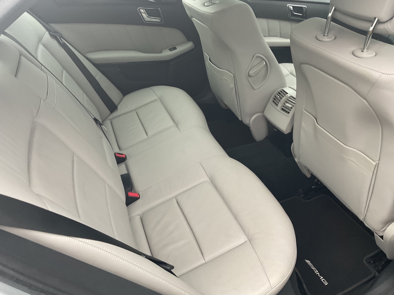 Used Mercedes-Benz E Class 2009 for sale - 76616675: Photo 16