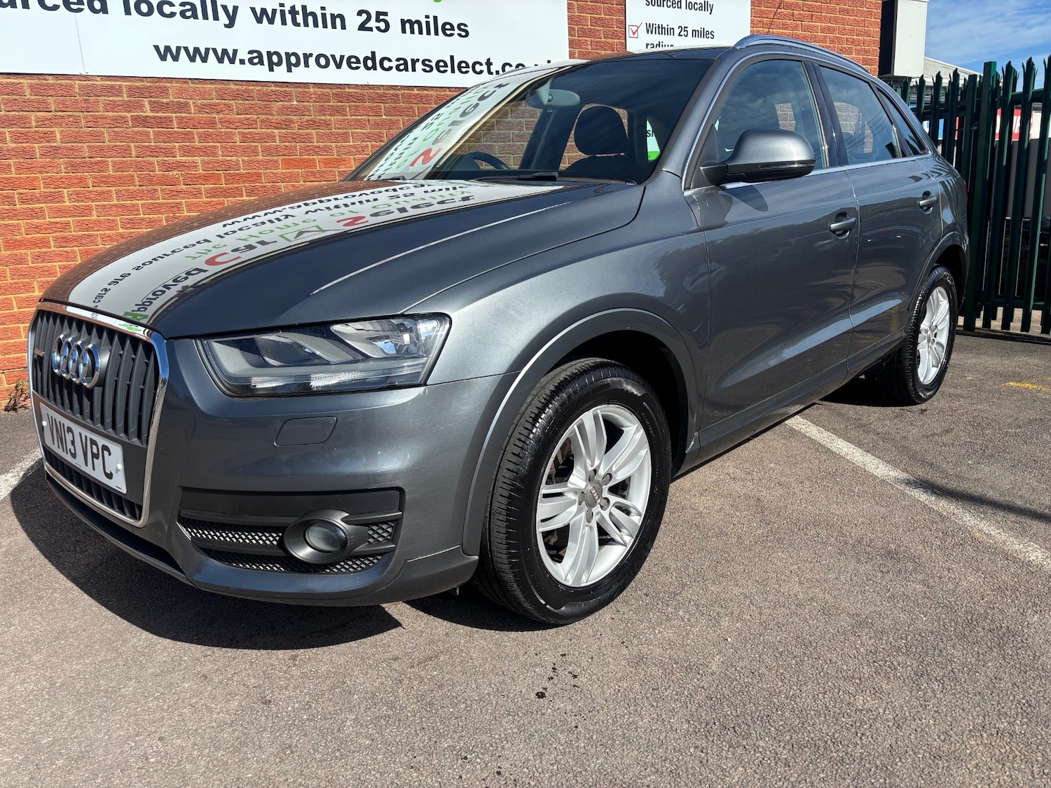 Used Audi Q3 2013 for sale - 77919009: Photo 2
