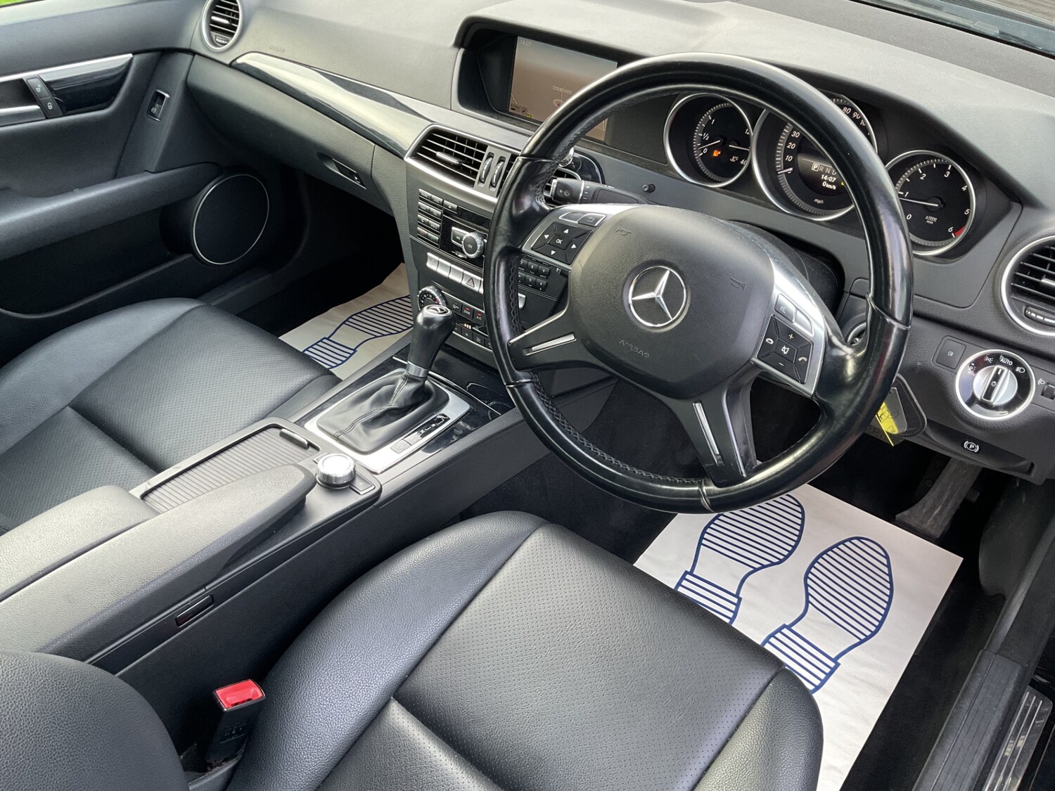 Used Mercedes-Benz C Class 2014 for sale - 77962872: Photo 12