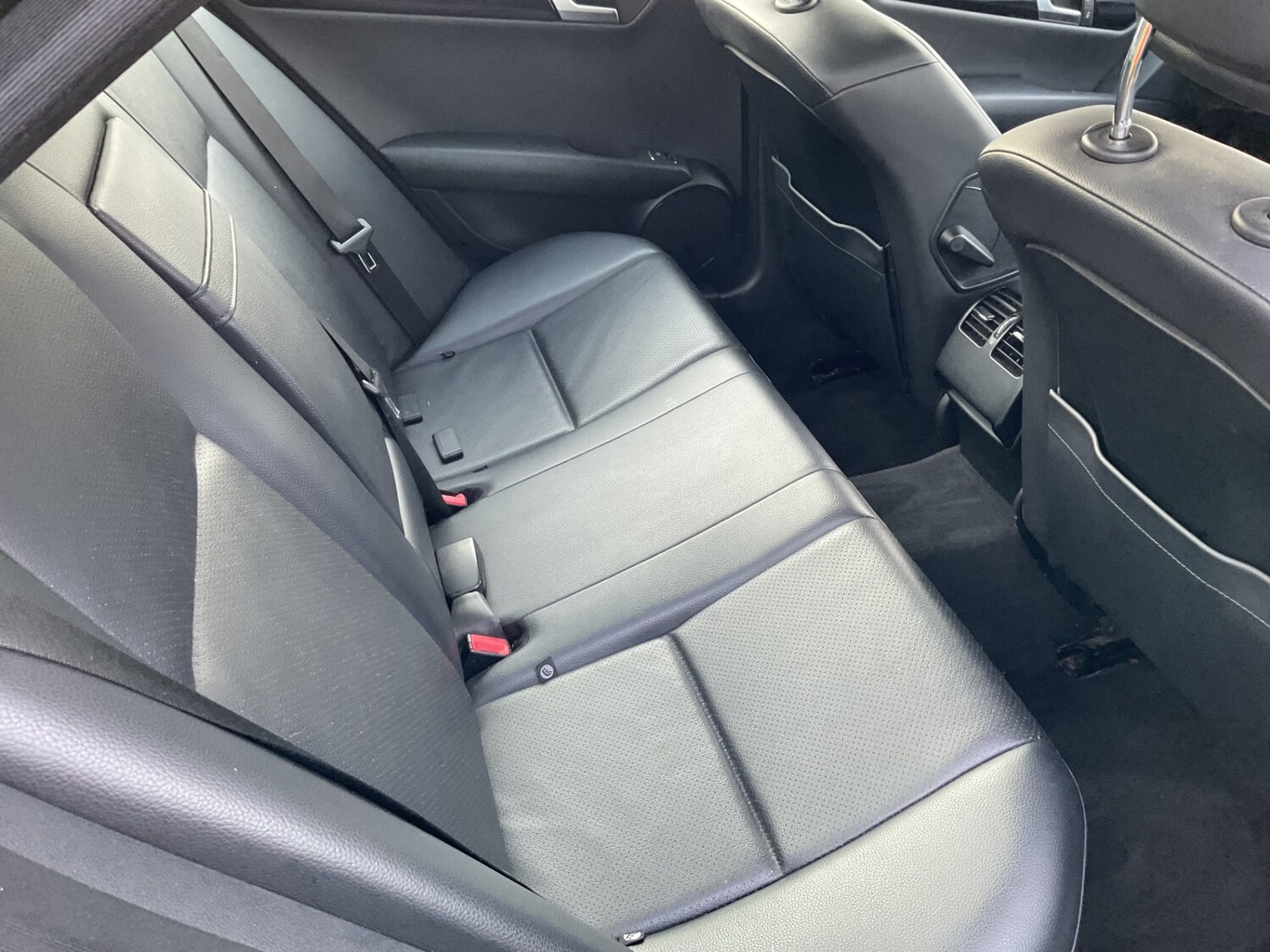 Used Mercedes-Benz C Class 2014 for sale - 77962872: Photo 15