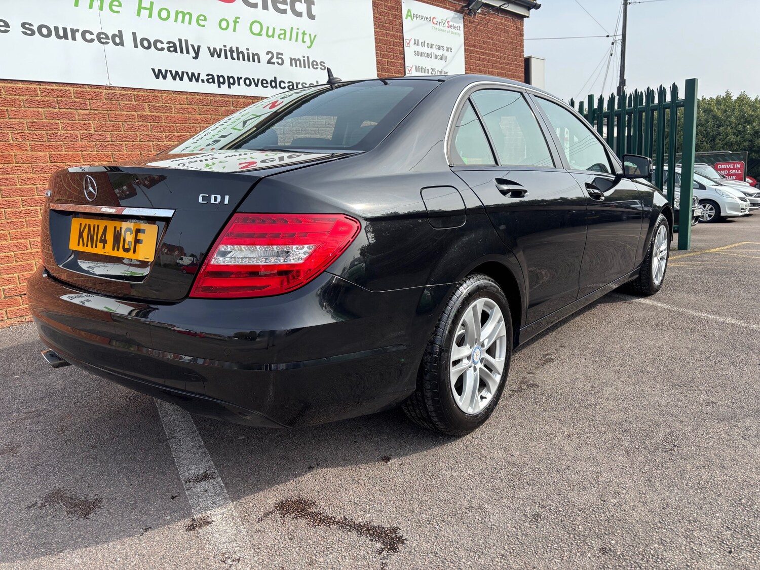 Used Mercedes-Benz C Class 2014 for sale - 77962872: Photo 20