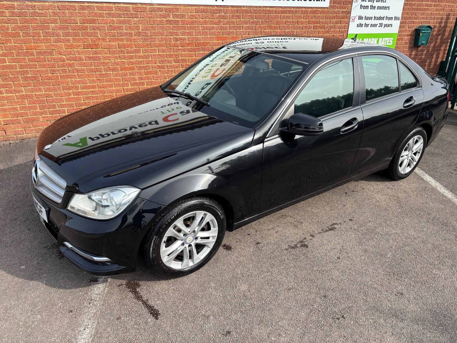 Used Mercedes-Benz C Class 2014 for sale - 77962872: Photo 3